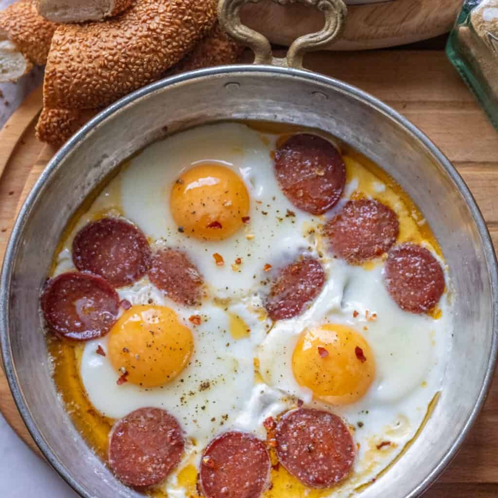 Fried Eggs with Sucuk