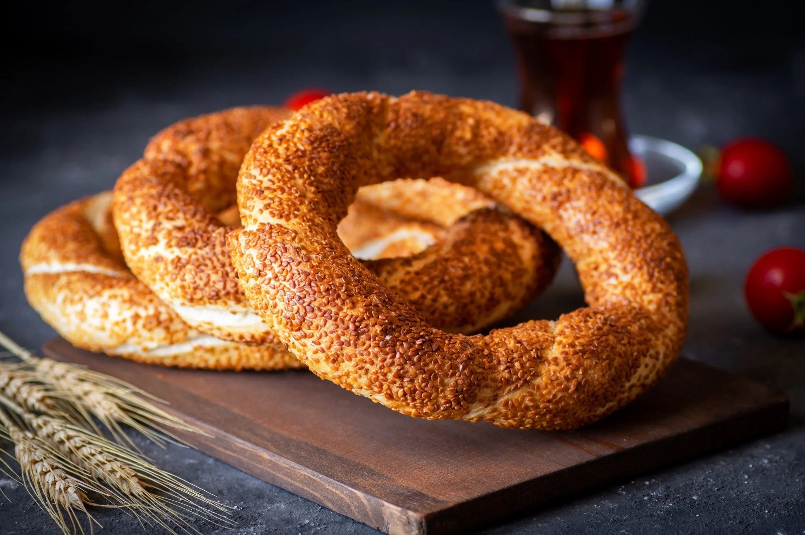 Simit with Tea